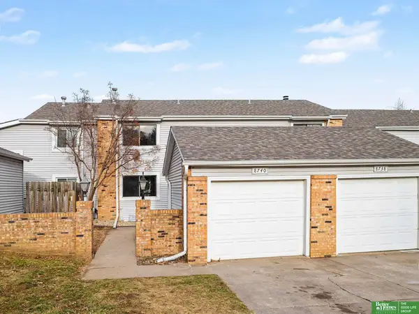 8740 Granville Parkway, La Vista, NE 68128