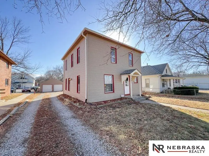 4611 Madison Avenue, Lincoln, NE 68504 - #1