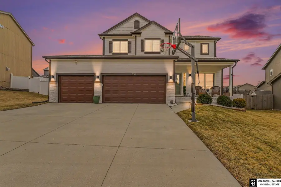 19887 K Street, Omaha, NE 68135 - #2