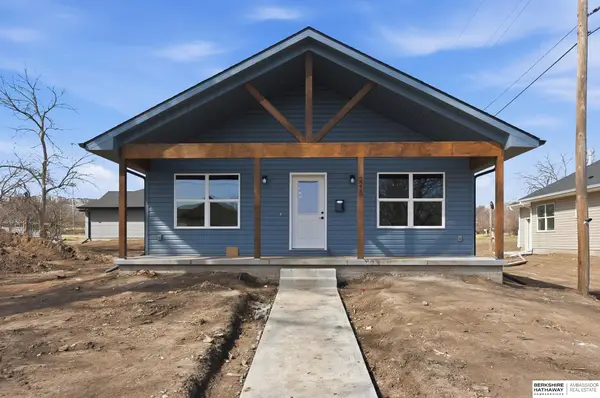 2210 N 26th Street, Omaha, NE 68111