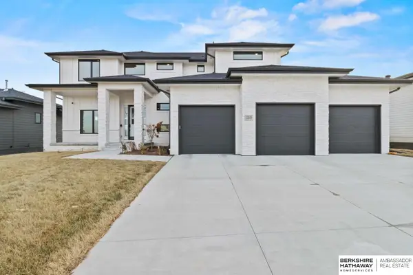 21103 Atwood Avenue, Elkhorn, NE 68022