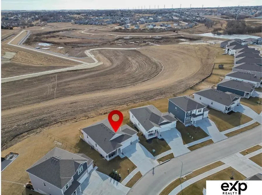 17525 Rose Lane Road, Omaha, NE 68136 - #3