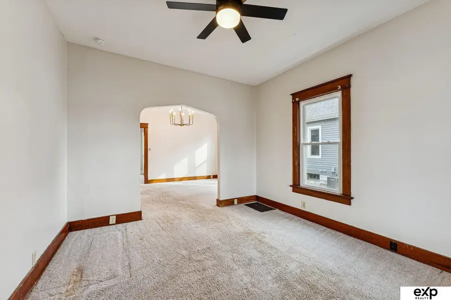 2128 A Avenue, Council Bluffs, IA 51501 - #3