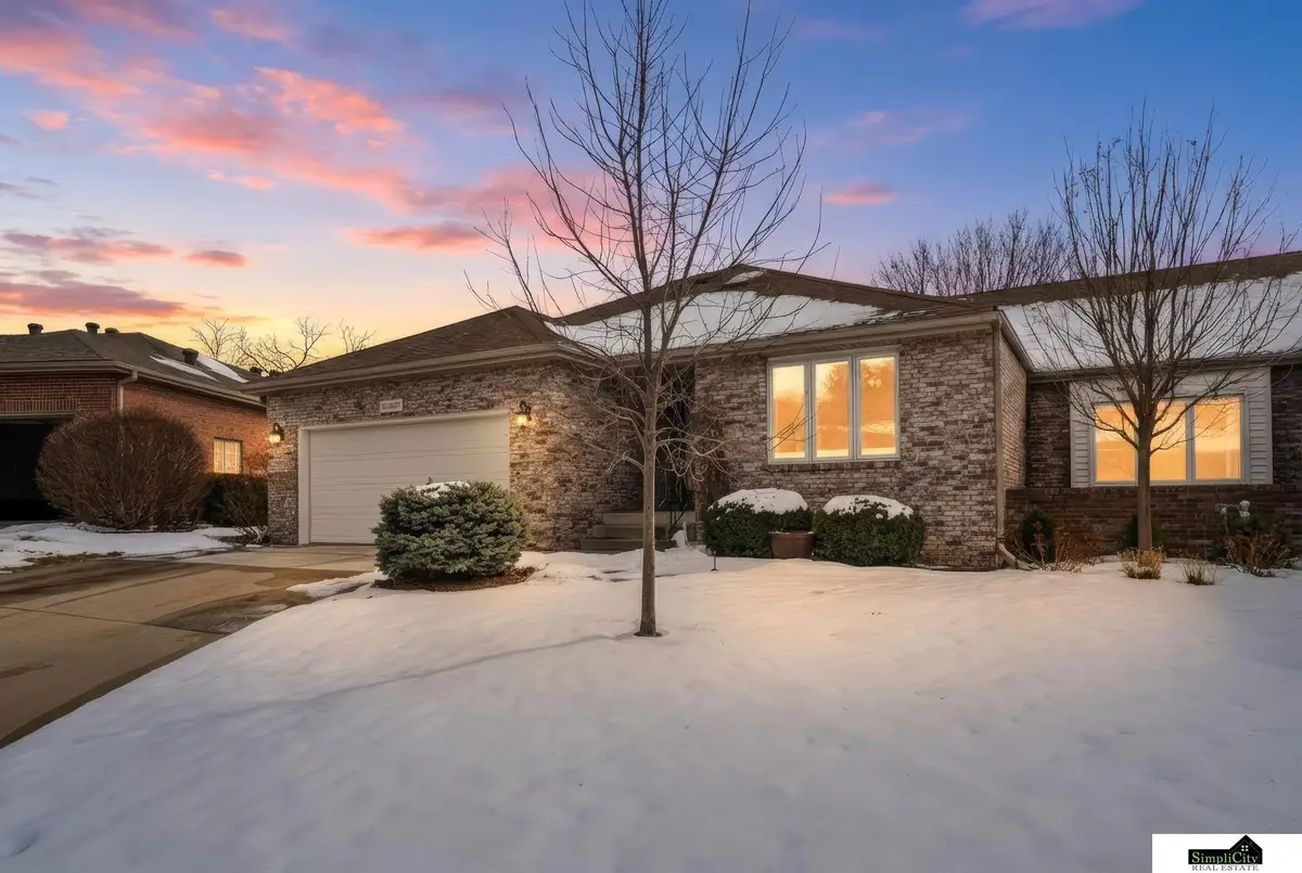 6707 Flint Ridge Road, Lincoln, NE 68506 - #1