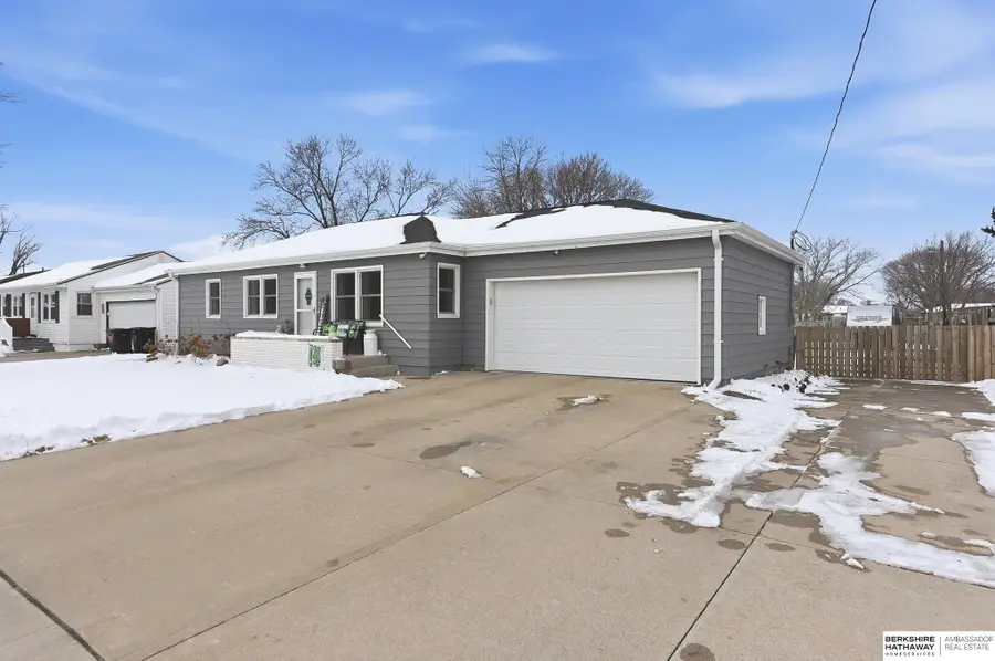 153 S Luther Road, Fremont, NE 68025 - #2