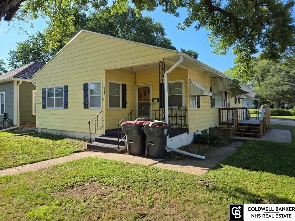 1320 Lincoln Street, Beatrice, NE 68310 - #1