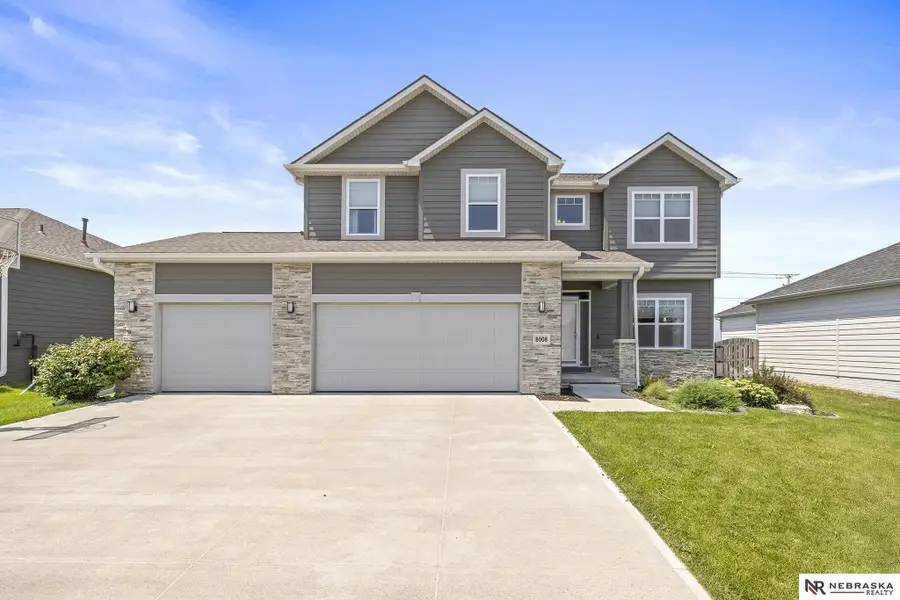 8008 N 167th Avenue, Bennington, NE 68007 - #2