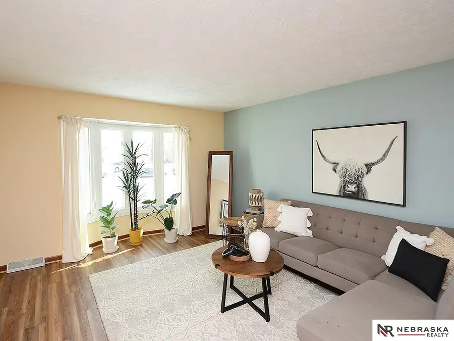 4948 S 98th Avenue Circle, Omaha, NE 68127 - #3