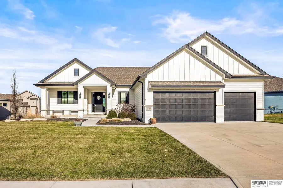 21754 I Street, Elkhorn, NE 68022 - #3