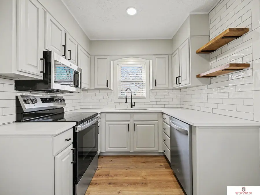 2504 Washington Street, Bellevue, NE 68005 - #2