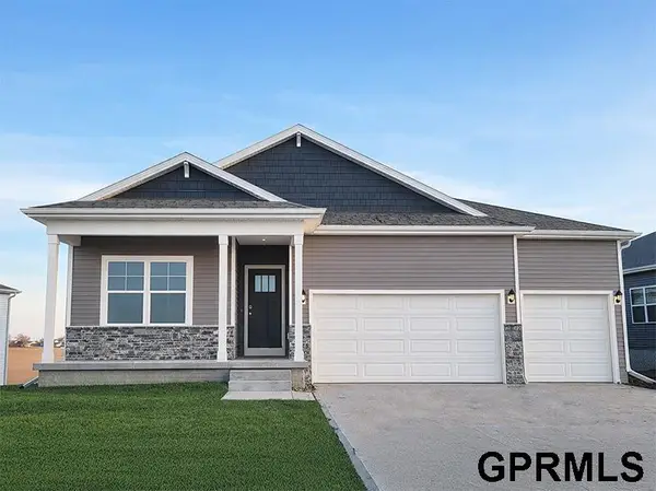 8363 S 176th Circle, Omaha, NE 68137