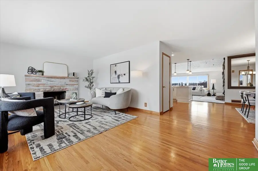 9910 Florence Heights Boulevard, Omaha, NE 68112 - #3