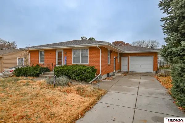 4221 N 11 Street, Lincoln, NE 68521