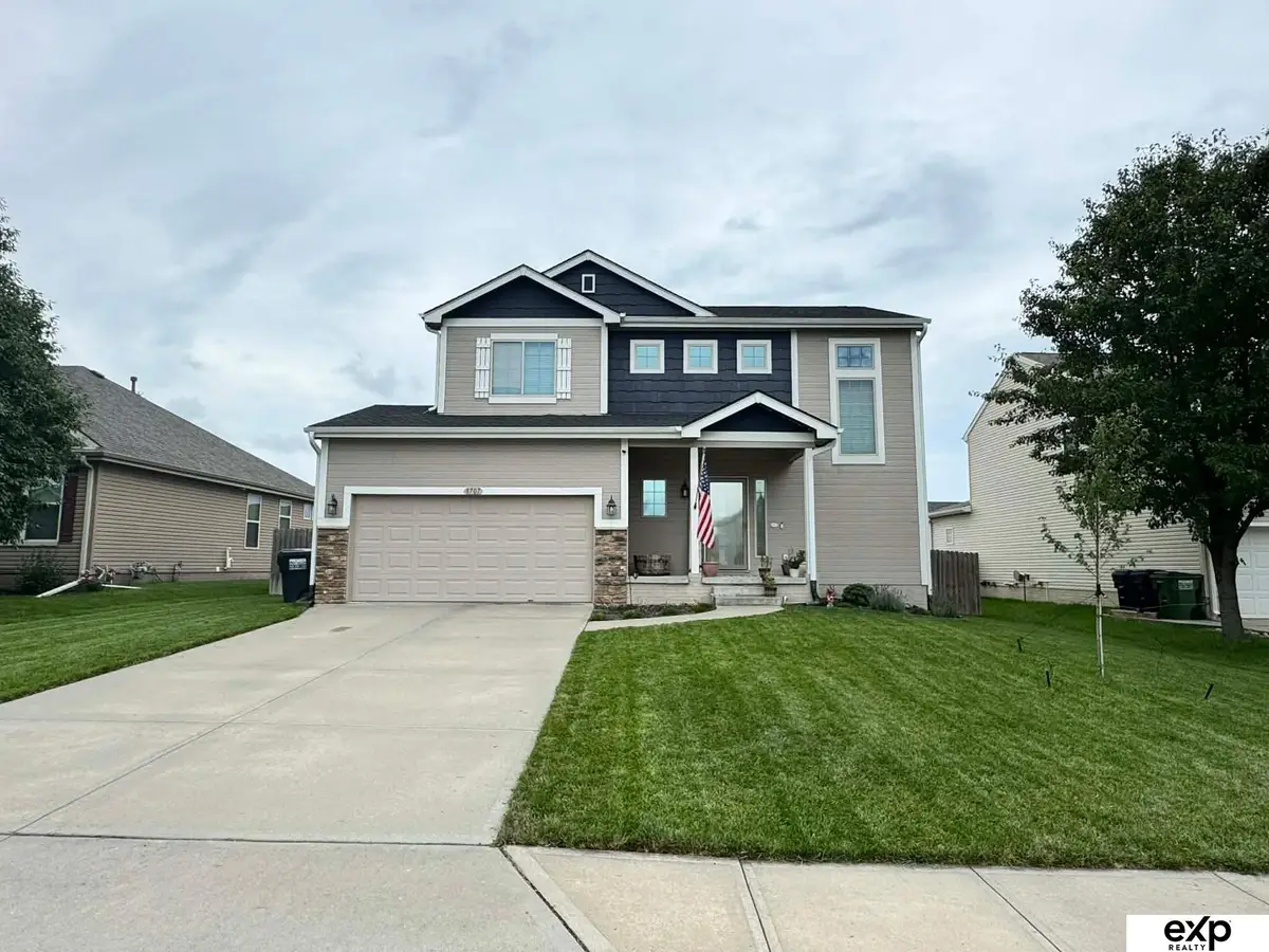 8707 S 68th Street, Papillion, NE 68133 - #1