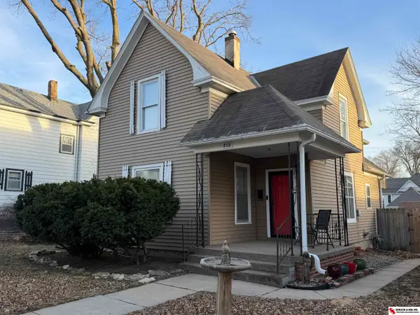 808 6th Street, Fairbury, NE 68352