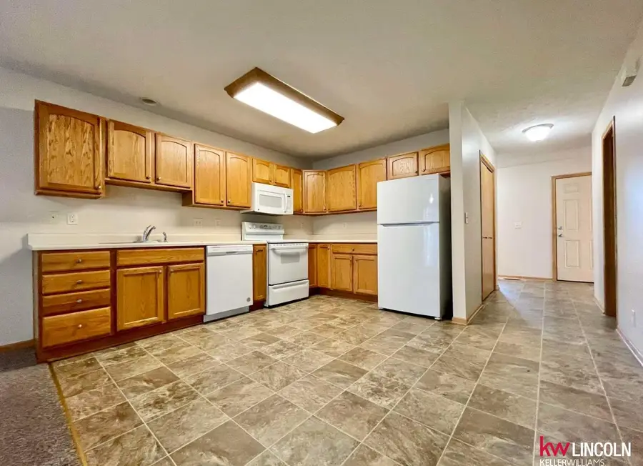 6804 Whitewater Lane, Lincoln, NE 68521 - #2
