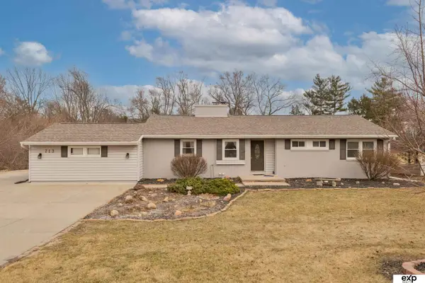 713 S 84th Street, Omaha, NE 68114