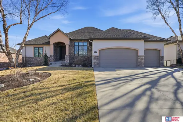 2020 Wilderness Ridge Drive, Lincoln, NE 68512