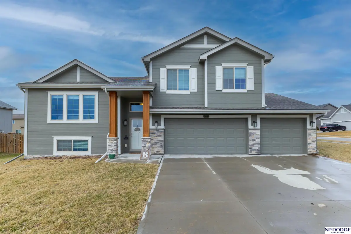 14802 S 19th Street, Bellevue, NE 68123 - #1