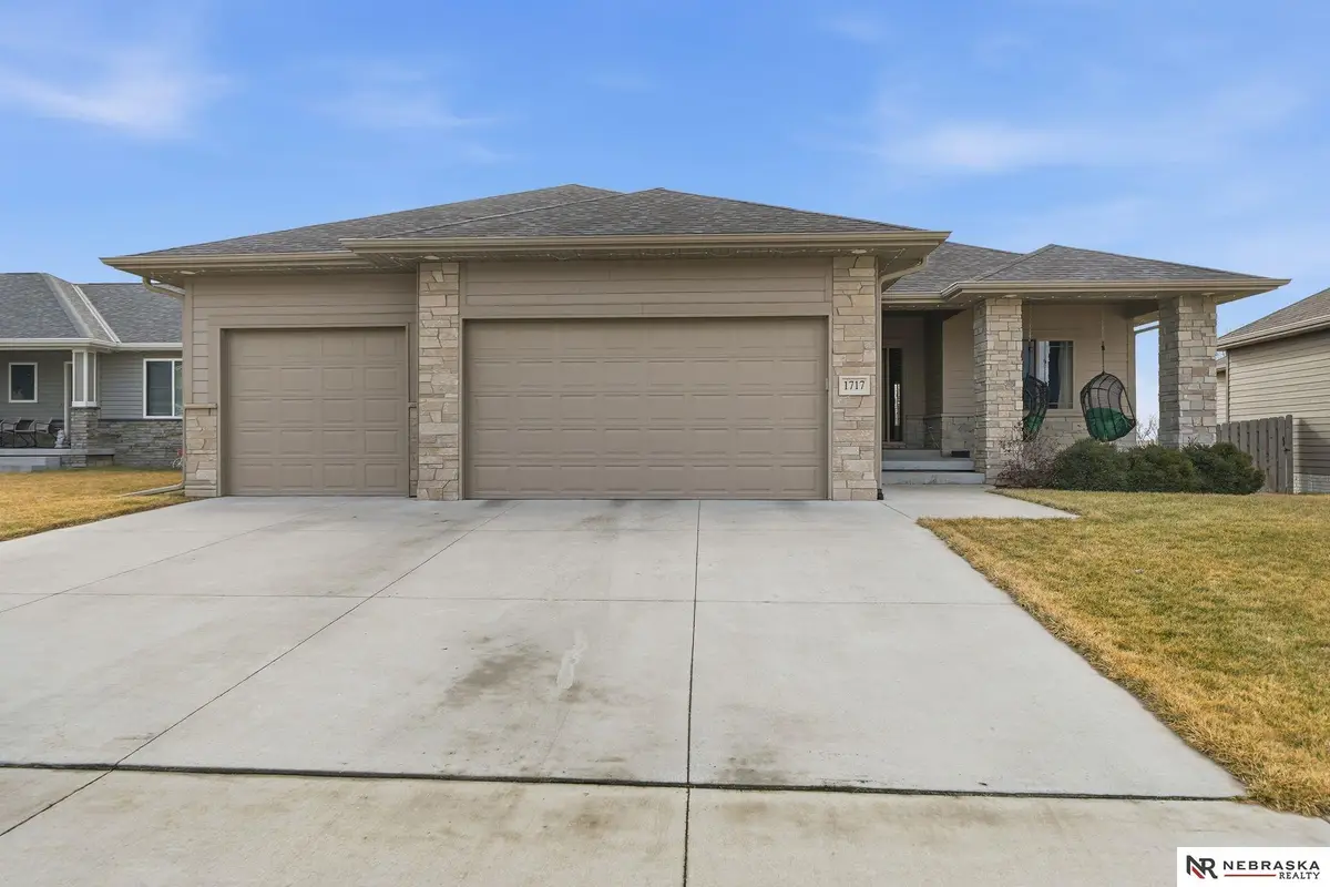 1717 W Big Sky Road, Lincoln, NE 68521 - #1