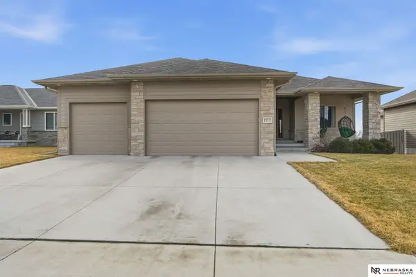 1717 W Big Sky Road, Lincoln, NE 68521