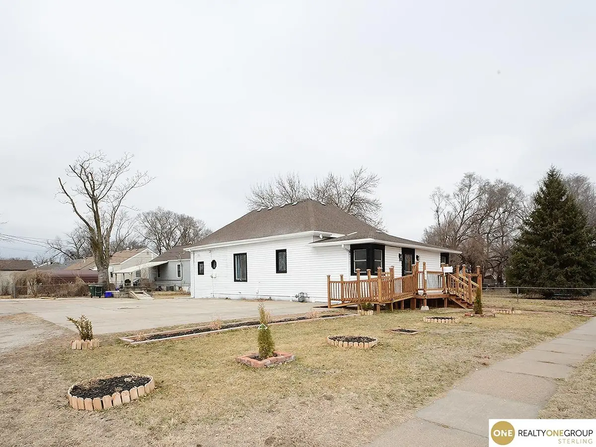 550 N 32nd Street, Council Bluffs, IA 51501 - #1