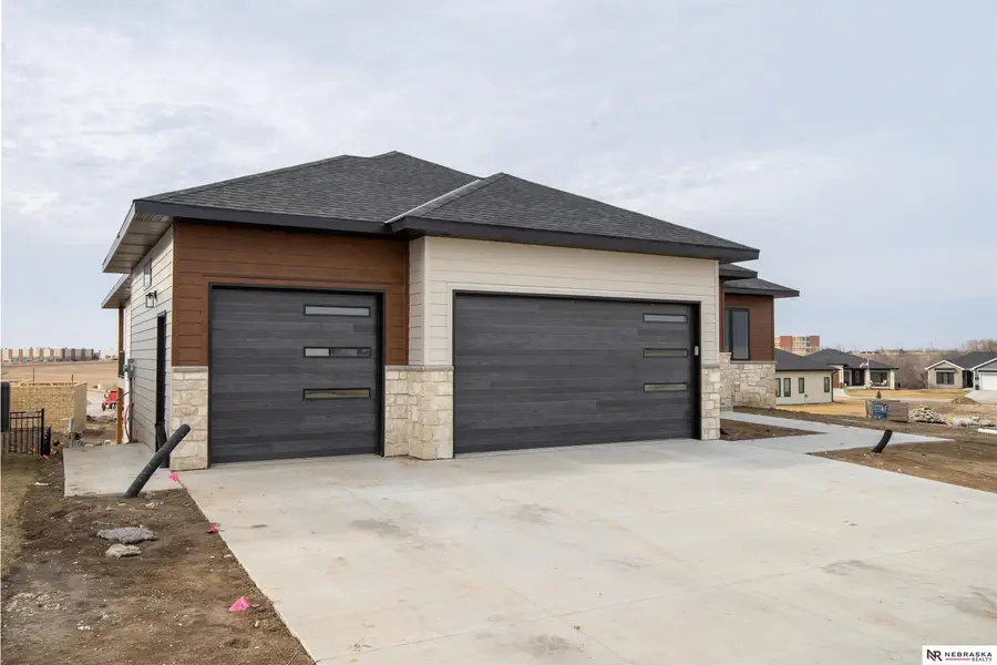 9401 S 87th Street, Lincoln, NE 68526 - #3