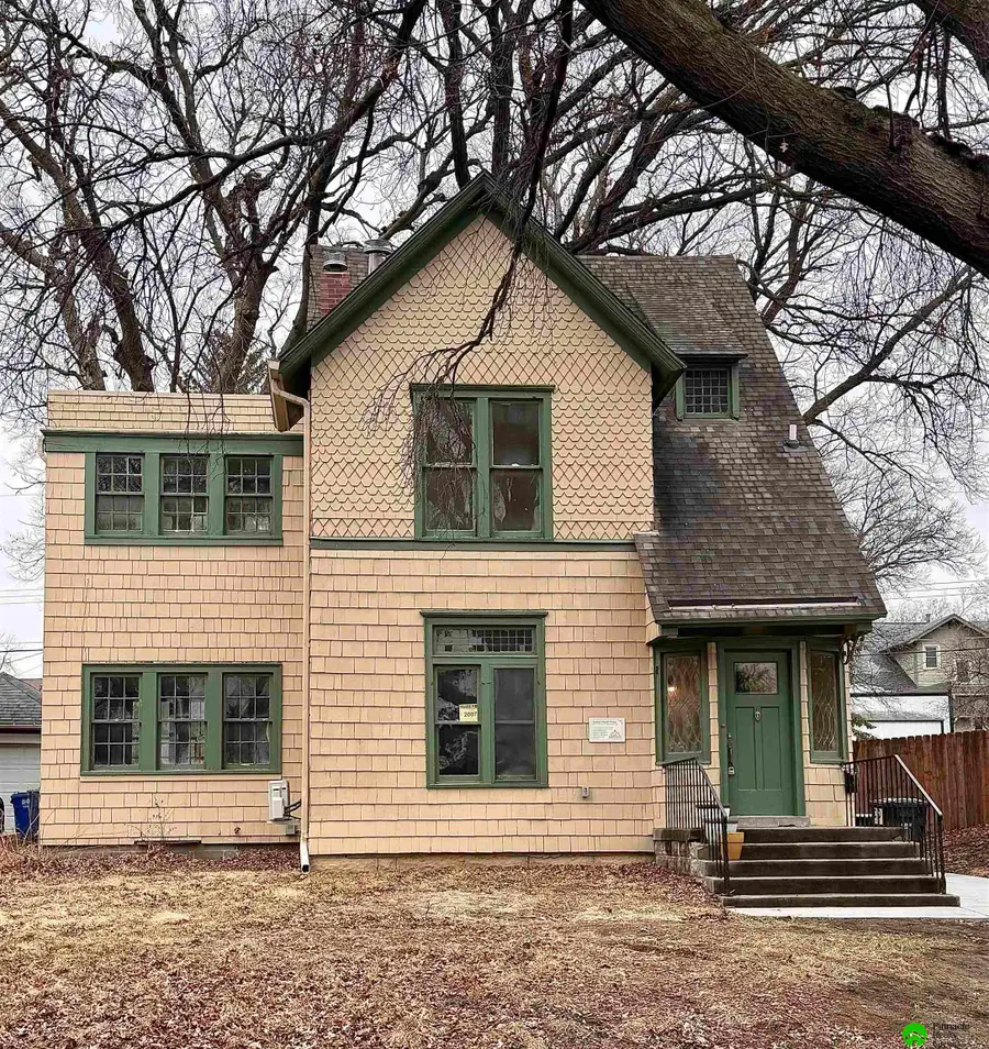 2007 Pepper Avenue, Lincoln, NE 68502 - #2
