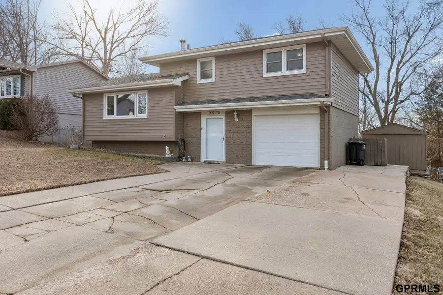9515 Ames Avenue, Omaha, NE 68134 - #2
