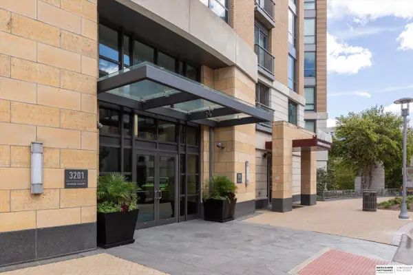 3201 Dodge Court #5506, Omaha, NE 68131
