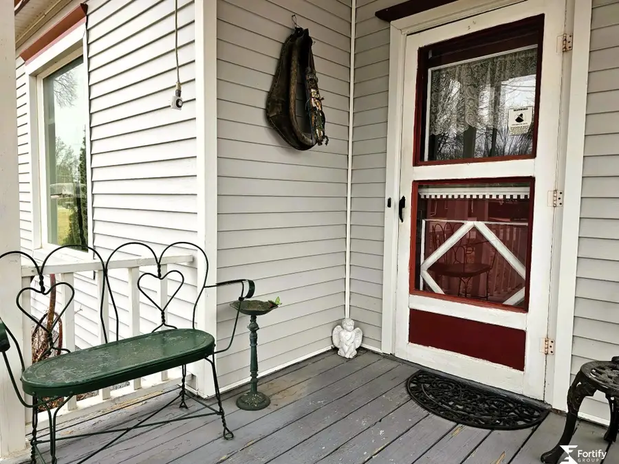 315 N 11th Street, Geneva, NE 68361 - #3