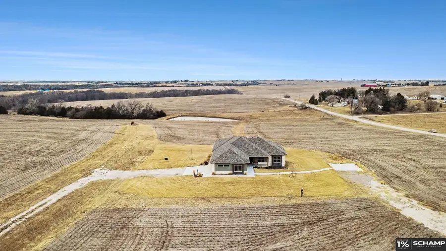 17270 Lynn Crest Lane, Springfield, NE 68059 - #2