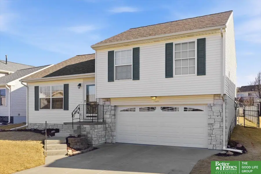 7869 Redick Avenue, Omaha, NE 68112 - #2