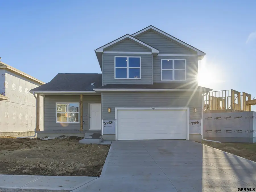 7934 N 93 Street, Omaha, NE 68122 - #2