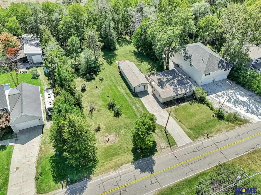 835 W Burnham Street, Lincoln, NE 68522 - #3