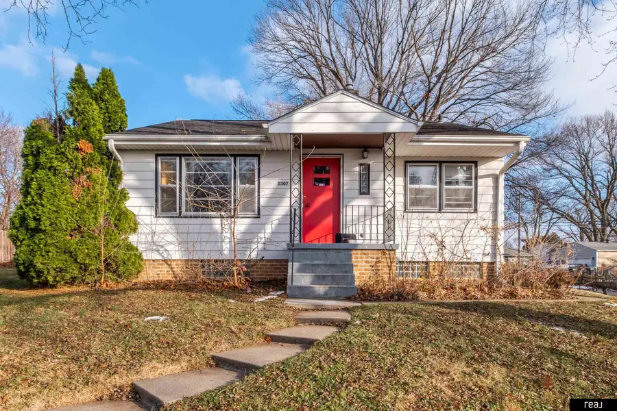 2307 N 68th Street, Omaha, NE 68104 - #2