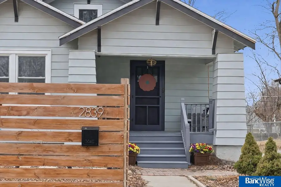 2839 Sumner Street, Lincoln, NE 68502 - #2