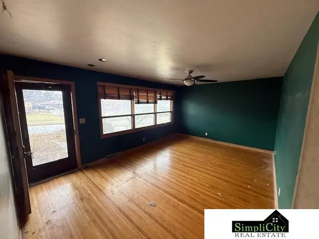 6641 Cleveland Avenue, Lincoln, NE 68507 - #3