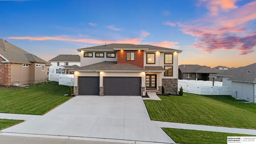 11511 Cooper Street, Papillion, NE 68046 - #2