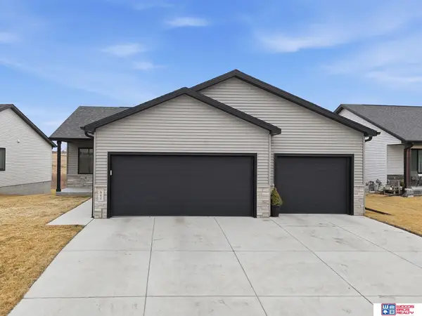 942 W Panorama Road, Lincoln, NE 68523
