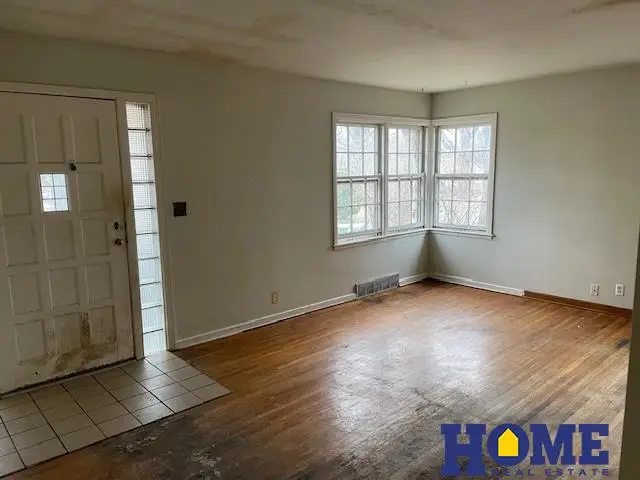 4240 G Street, Lincoln, NE 68510 - #2