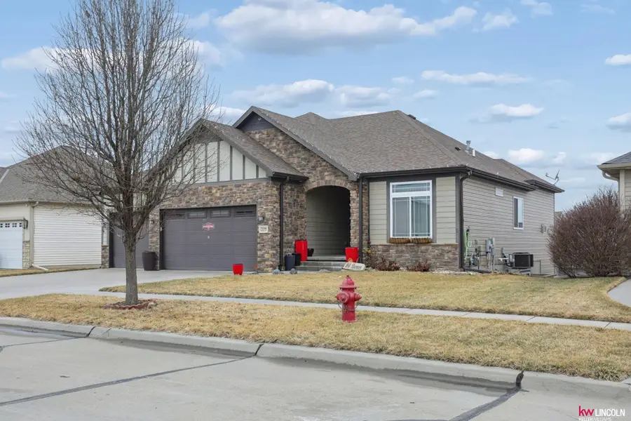 7256 Rutha Lane, Lincoln, NE 68516 - #2