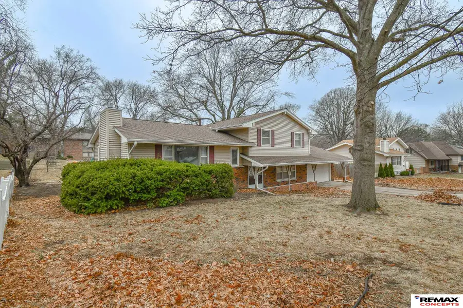 1901 Oakdale Avenue, Lincoln, NE 68506 - #3