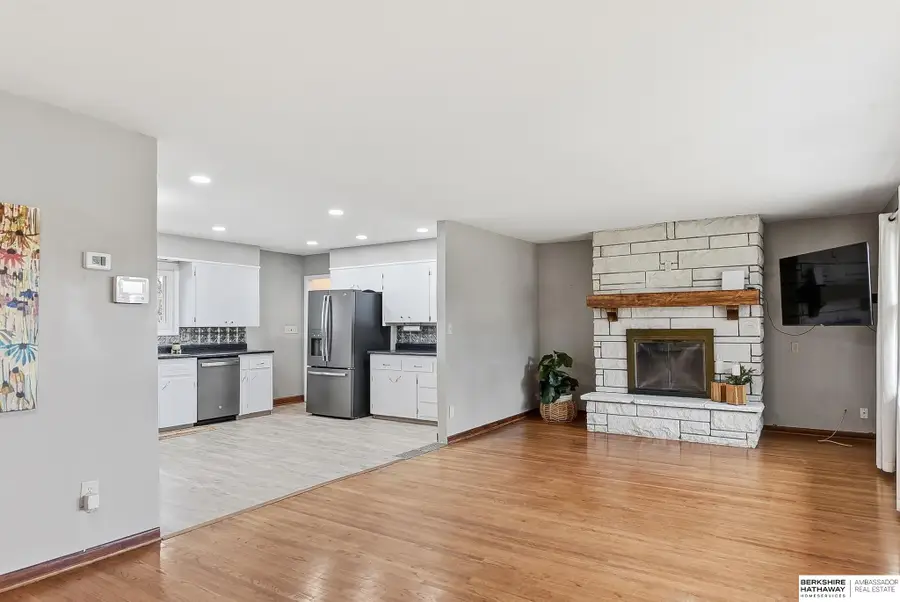 8120 Keystone Drive, Omaha, NE 68134 - #2