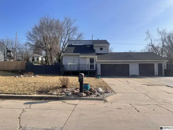 8505 Pratt Street, Omaha, NE 68134