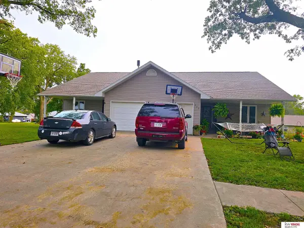 322 Girrard Street, Diller, NE 68342