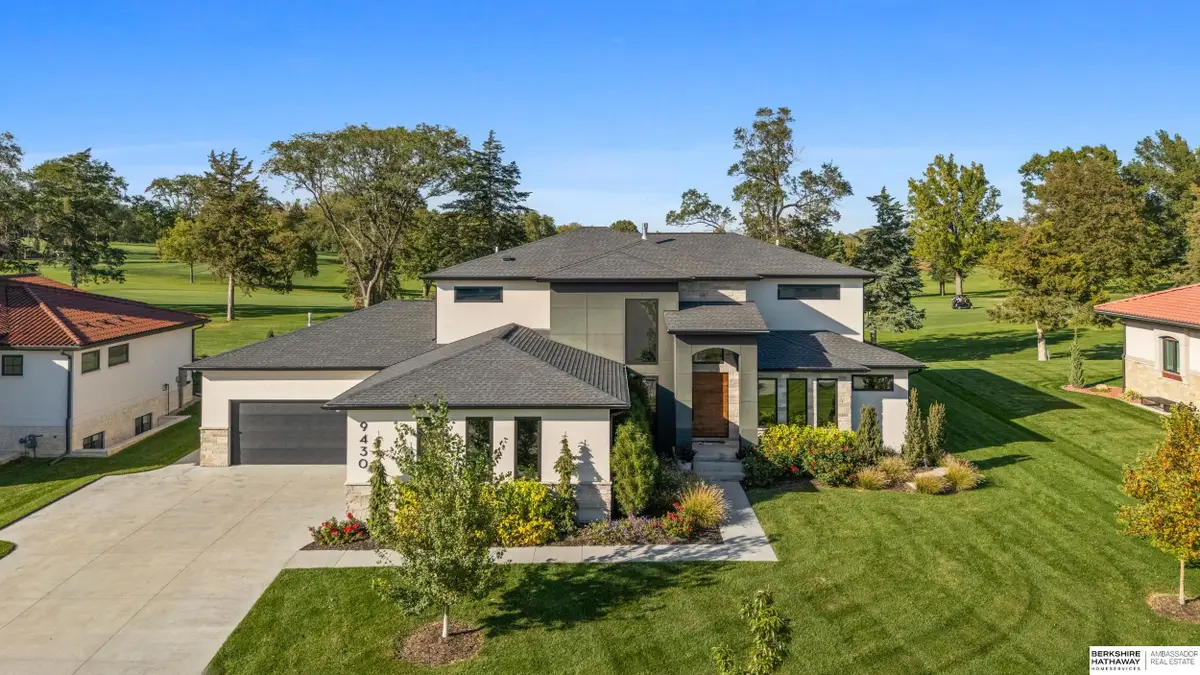 9430 Maricopa Drive, Lincoln, NE 68520 - #1