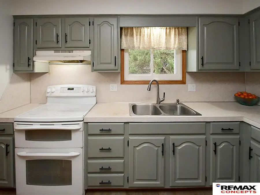 230 Sycamore Circle, Gretna, NE 68028 - #2