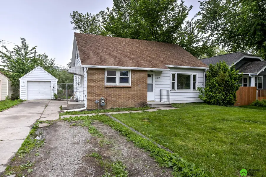 610 S 48th Street, Lincoln, NE 68504 - #2