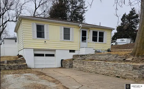 7416 S 72nd Avenue, La Vista, NE 68128